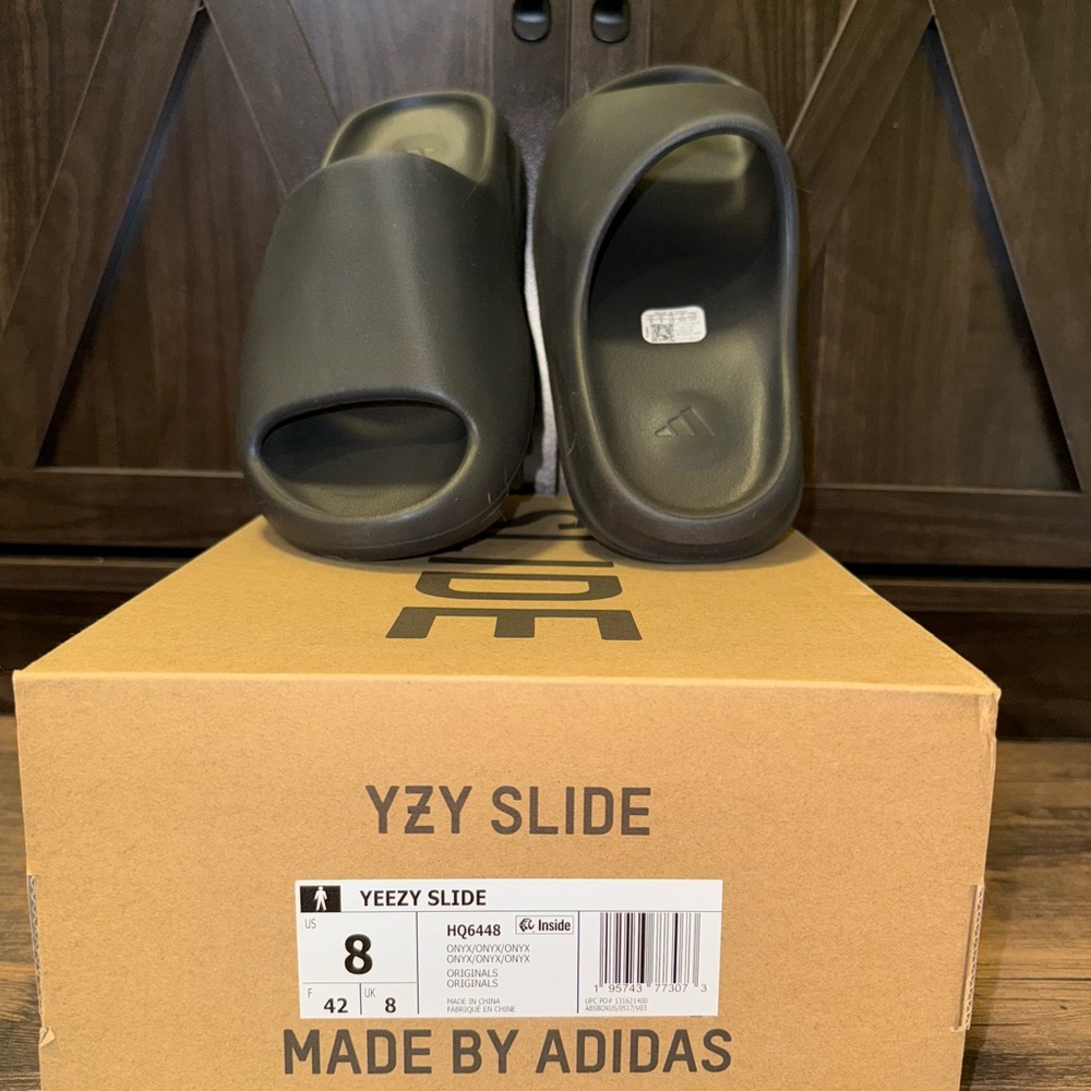 Adidas Yeezy Slide Onyx (HQ6448) Men's Size 8 Brand New Deadstock Unworn